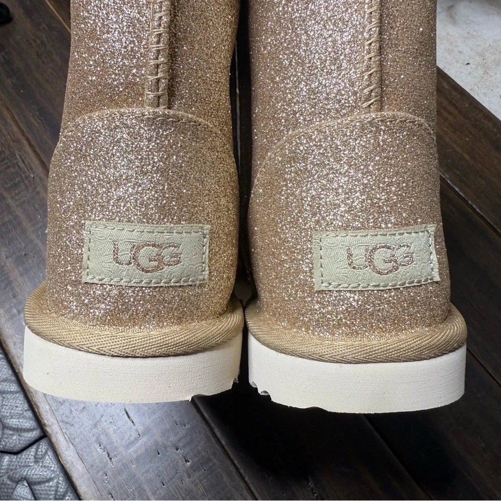 UGG Sparkling Gold Boots Big Girl Size 6 New